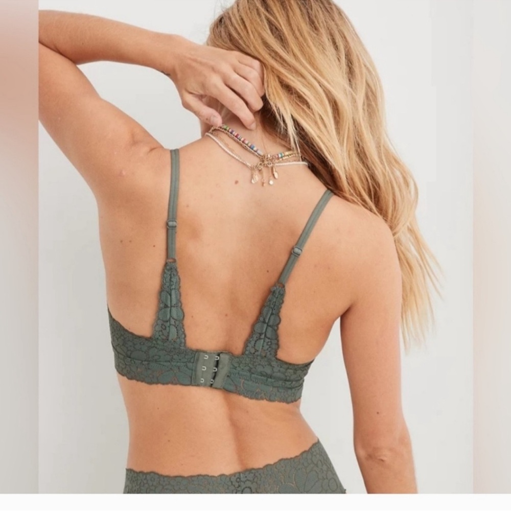 ☘️Aerie Lace  Green wireless bra - Picture 2 of 7